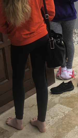 Cute ass or fat thigh