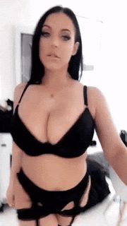 Shaking her stunning big tits