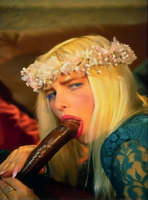 Ilona Staller sucks a black cock !