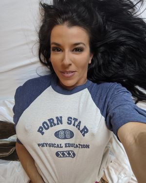 Naughty Lawyer selfie