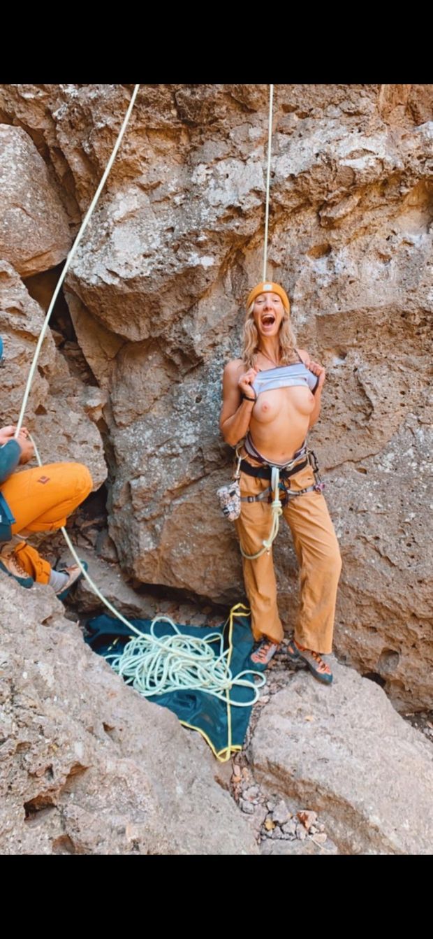 Flashing the mountain, adventure