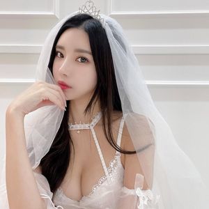 10/10 - Perfect face to skull-fuck silly.