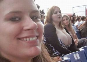 fotos de gostosas - cameltoe downblouse nipslip