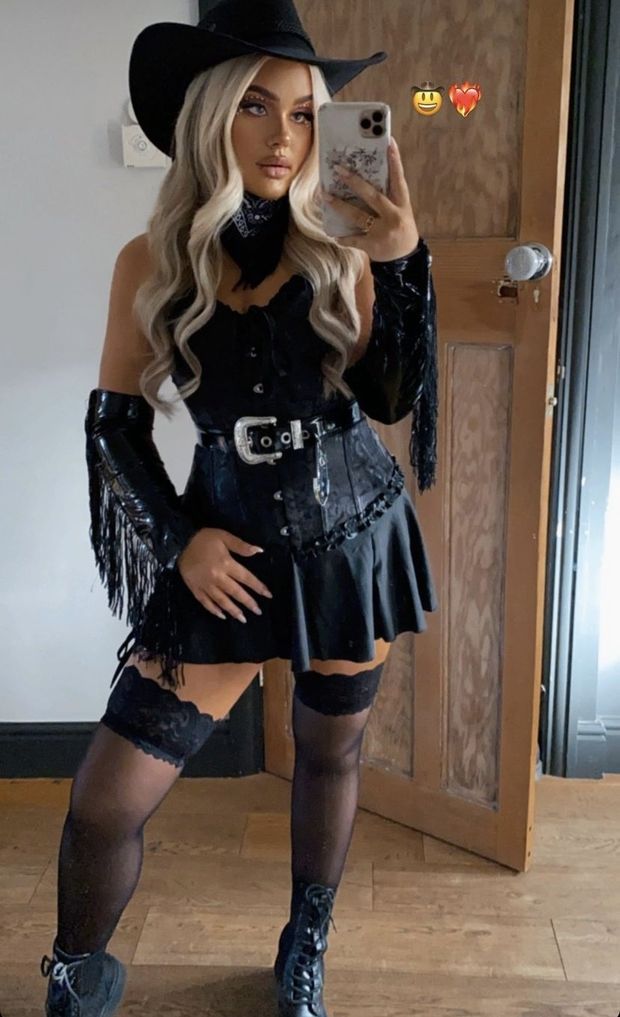 Bessie the slutty cowgirl