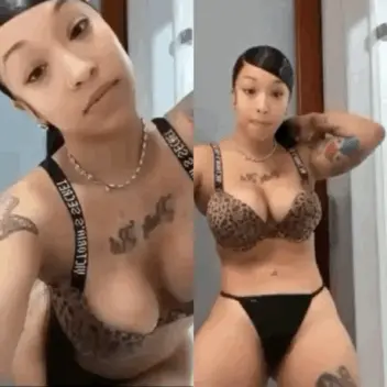 Ebony queen seductive dance