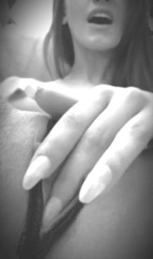 she tastes herself nov21