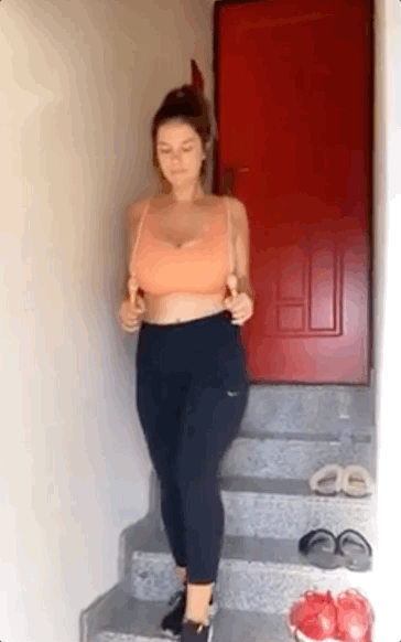 Oh yes let those boobies bounce!