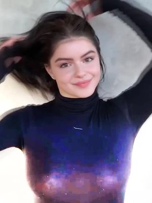 Ariel Winter See Through Tits with Nipple Piercing