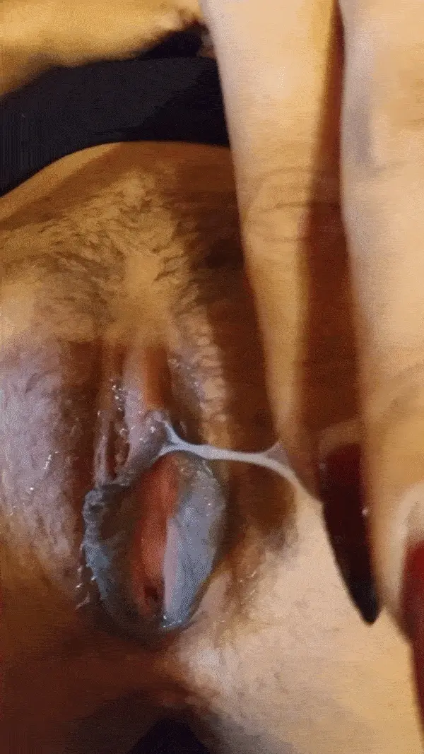 petite babe lubing  cilt with  her pussy cream
