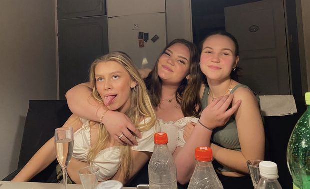 [3] party teens