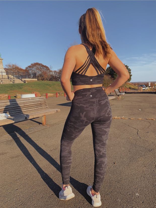 camo yoga pants ass