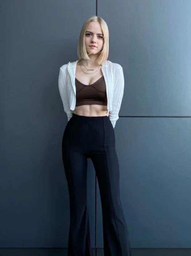 Tinder Babe