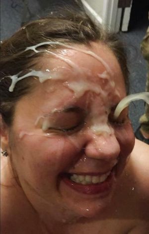 Bukkake for an amateur fattie