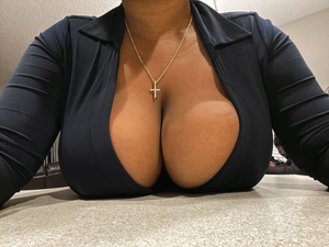 Msixelaa’s titties tittying