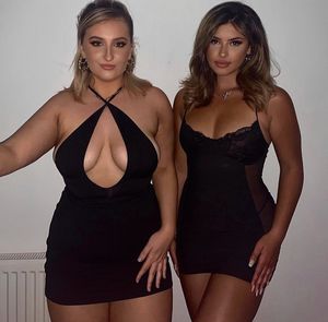 Kirsten gets her tits out with her sexy friend