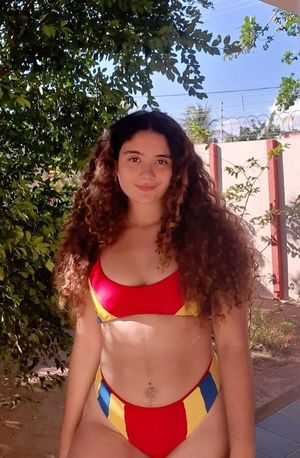 Gabriela Hot Bikini Body