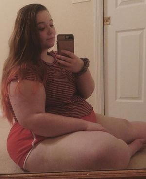 BBW selfie