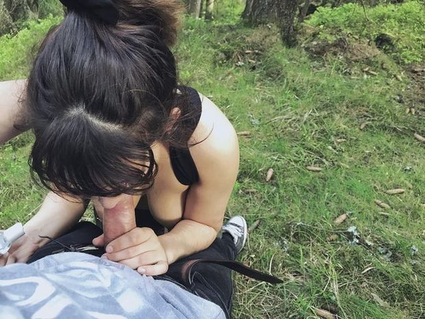 Blowjob in the woods