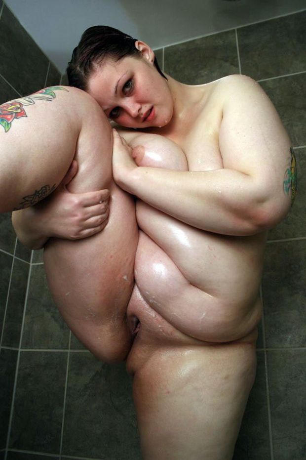 BBW in the shower