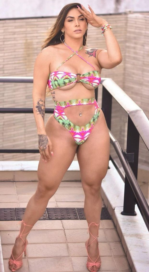 KILLER LEGS WITH POUCH