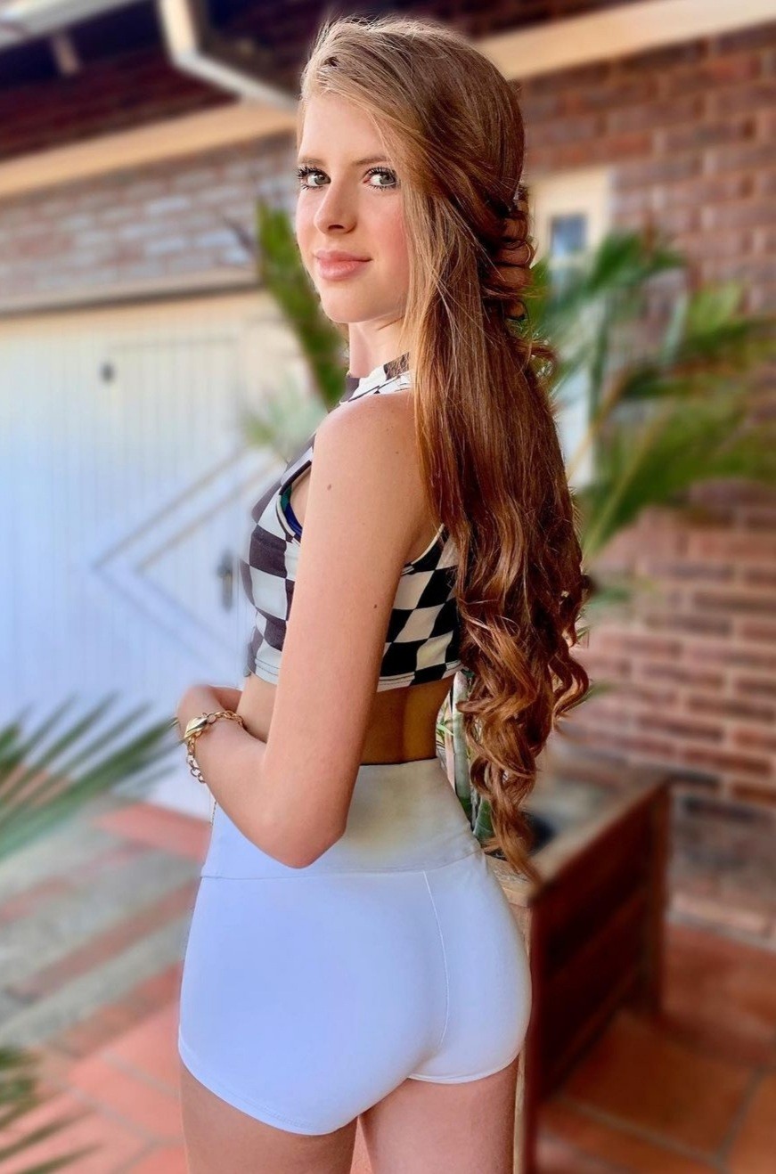 Julia ass tight white shorts