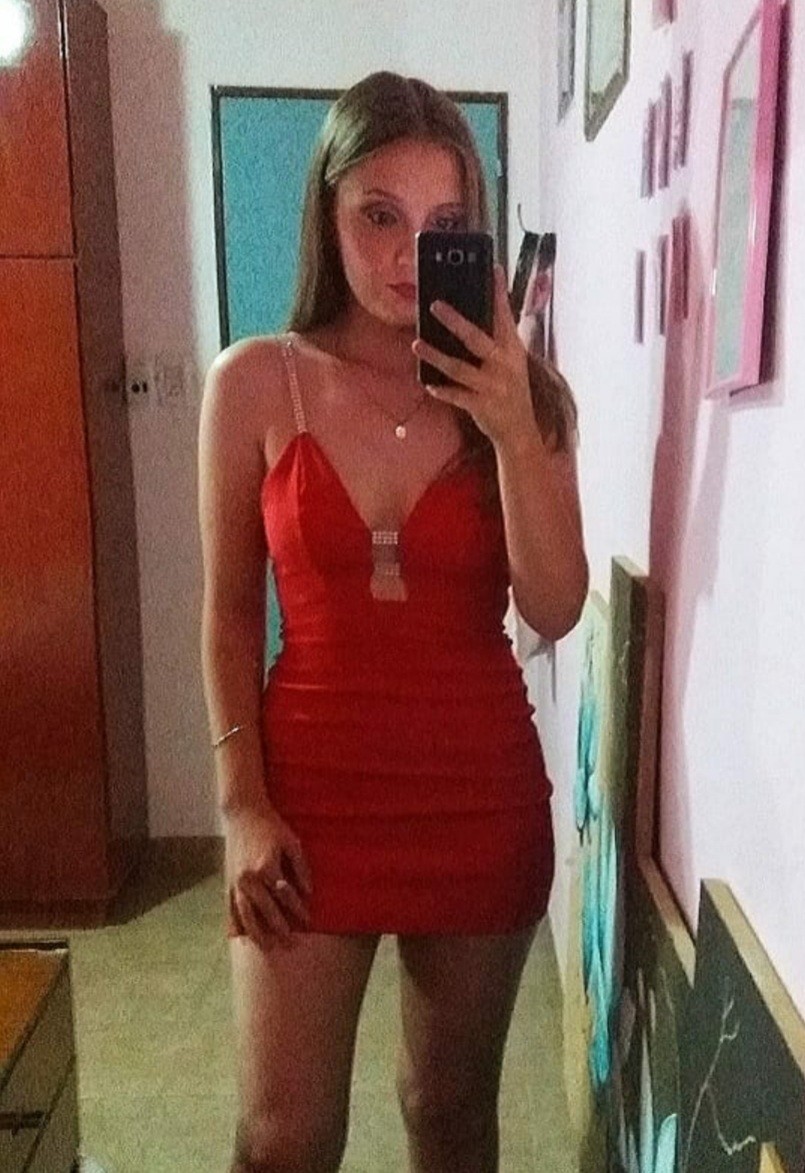 All red ♡