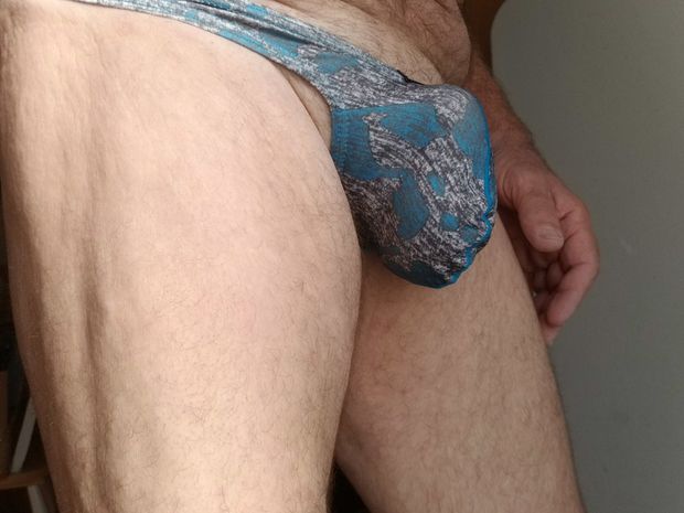 Everyone should wear Panties and thongs
