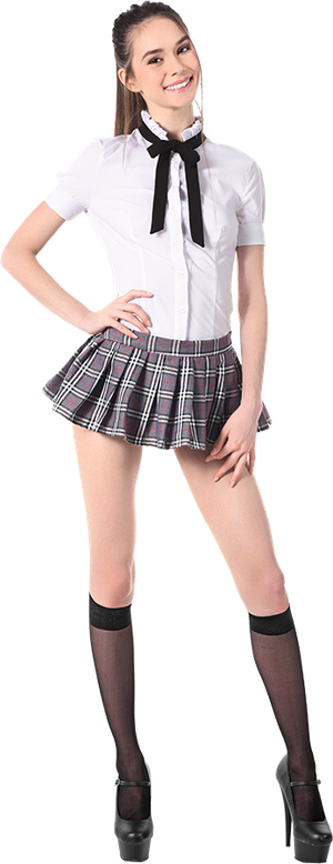 leona mia ready for college