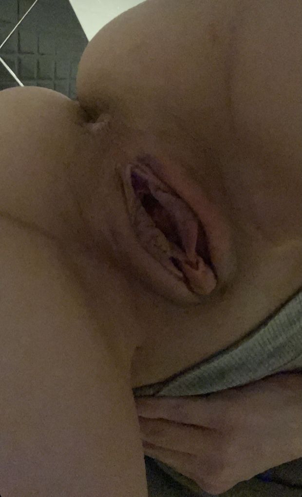 Finally achieved the goal -1000 sex partners. Proud of being a whore