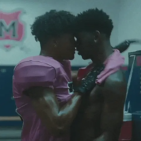 lil nas x kissing locker room