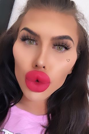 Lips always cock ready