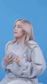 Jamie LI shaking her boobies