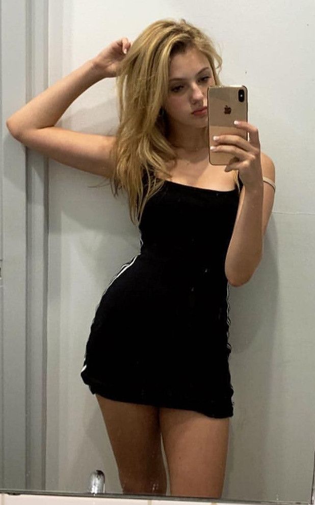 Smokin hot blonde