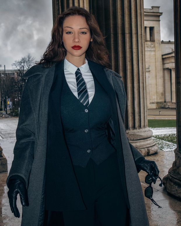 Alina Lewis