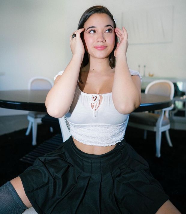 Celebrity,Teen,Natural,Big Tits,Babes