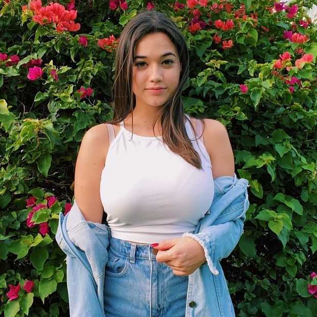 Busty,BBW,Celebrity,Teen,Natural,Big Tits,Babes