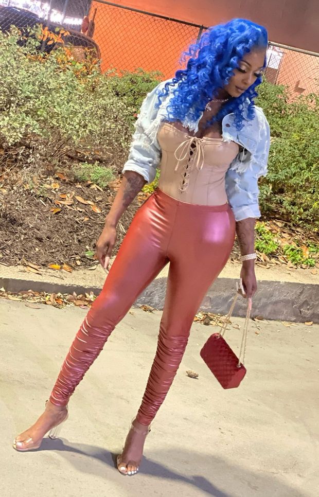 Stunning Tranny