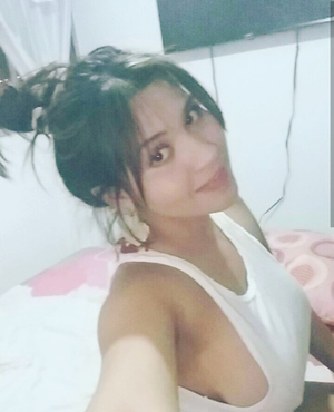 Gorgeous slut shows her huge breasts in nonude