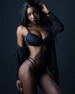 Mimi Desuka in her bra and panties