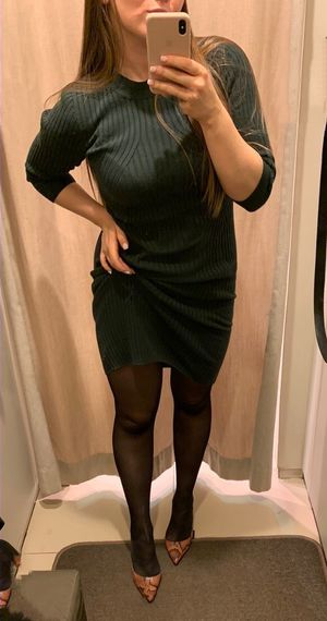 Sexy amateur black pantyhose legs