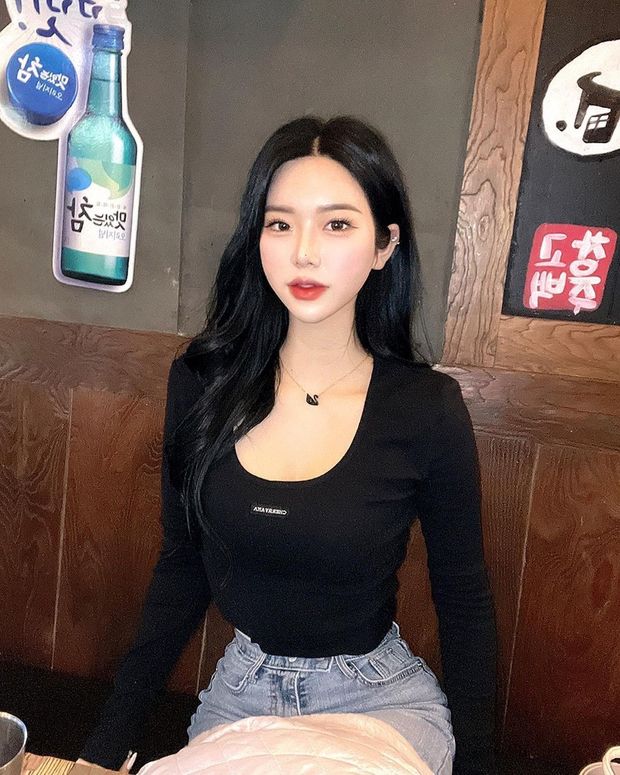 Would love to fuck this doll.