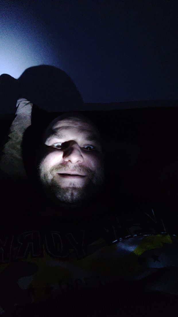 Hi