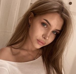 When she first arrived in town, she was approached by a suspicious stranger who offered to show her all the sights for a modest fee