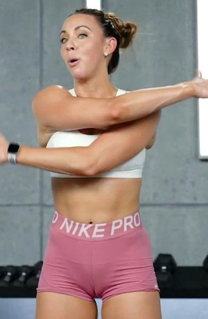 Sydney Cummings cameltoe find her on YT