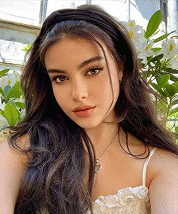 She loved pleasing guys with her hands and watching them squirm as she ruined their orgasms