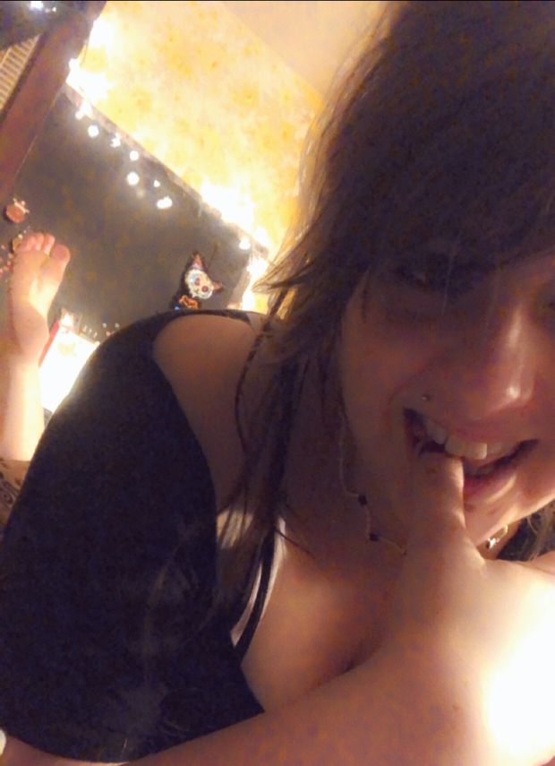 Fat emo slut with big jugs and a passion for getting facefucked