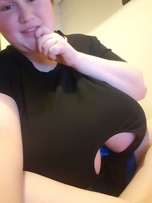 Sexy busty BBW