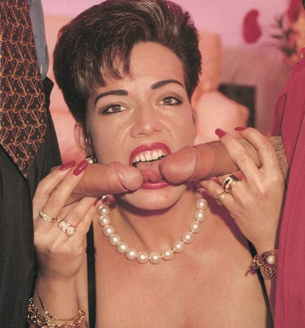 Hamburg Sex Bomb Marlene fascinated by 2 Big Cocks, passionate Blow ...