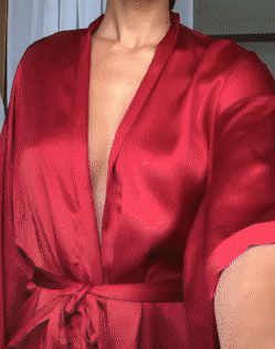 hot robe reveal