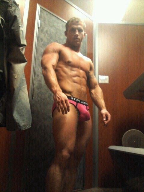 muscleman bulge
